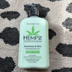 Hempz Rosemary & Mint Hydrating Moisturizer